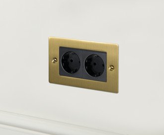 2G Euro Socket / Brass