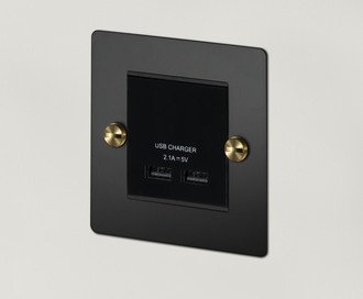 1G USB Charger / Black / Brass