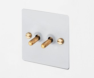 2G Toggle / Cross / White / Brass