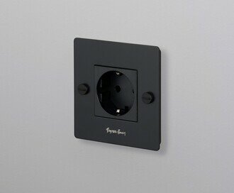 1G Socket / Schuko Type F / Cross / Black