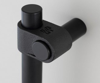 Closet Bar / Cast / Welders Black
