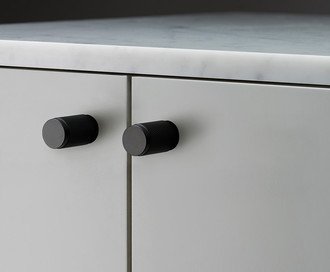 Furniture Knob / Cross / Black